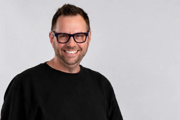 Éric Bernier